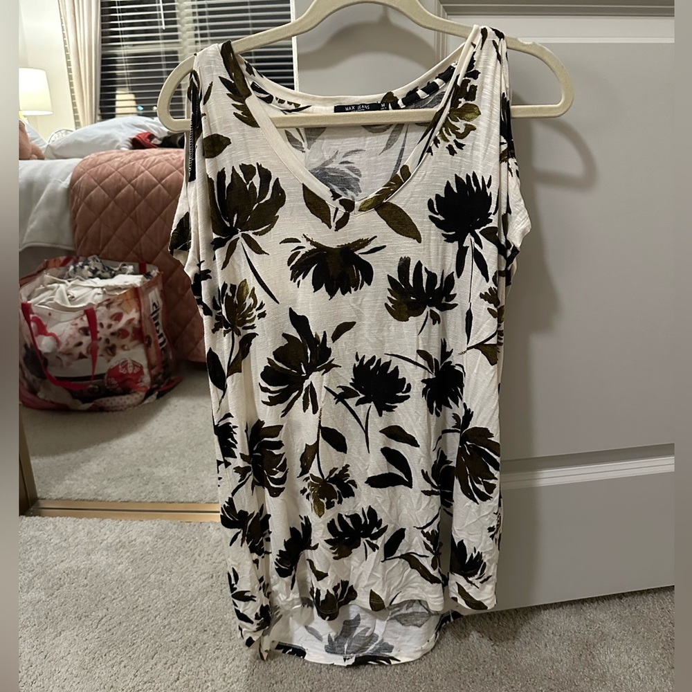 Max Jeans Floral Cold Shoulder Top